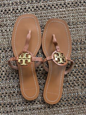Tory Burch Cognac Leather Logo Thong Sandals with Gold Emblem